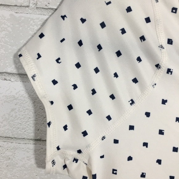 Nike Dri-Fit Tee Shirt White & Blue, Size XS - Picture 3 of 5